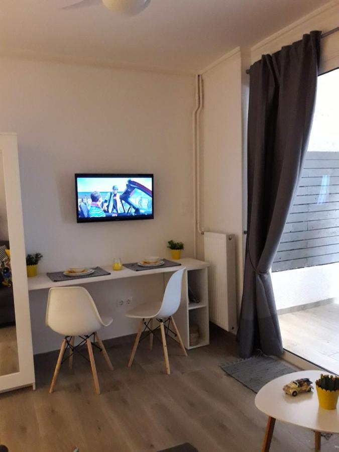 Kolonaki Luxury Backyard Studio Atene Esterno foto